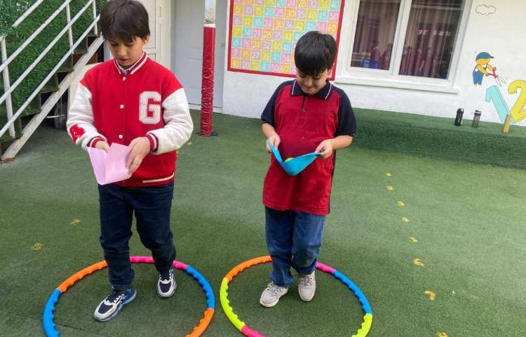 پرسش و پاسخ با بازی در زنگ زبان عمومی 4