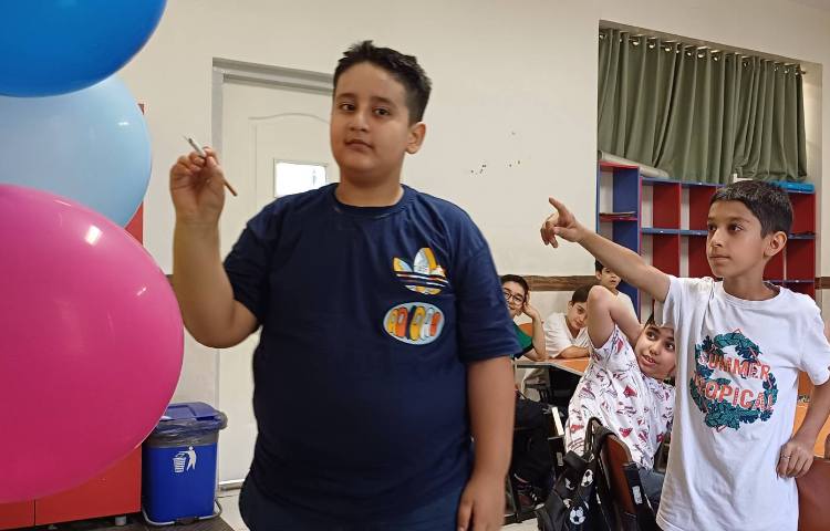 پرسش و پاسخ سوالات هوش در قالب بازی و امتیاز در کلاس انجام شد 2