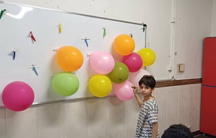 پرسش و پاسخ سوالات هوش در قالب بازی و امتیاز در کلاس انجام شد 3