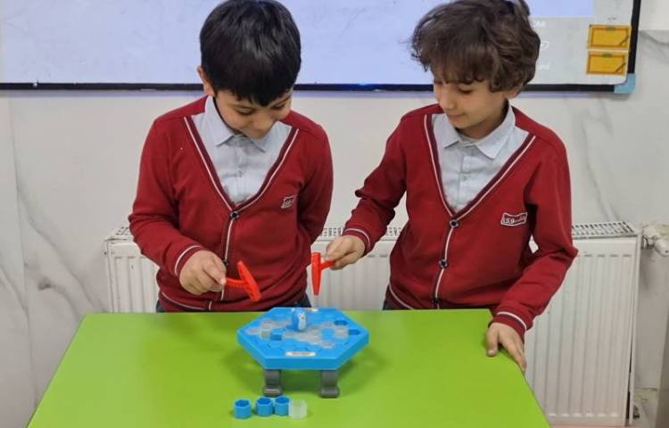 پرسش و پاسخ شفاهی با انجام بازی-زنگ زبان عمومی 6