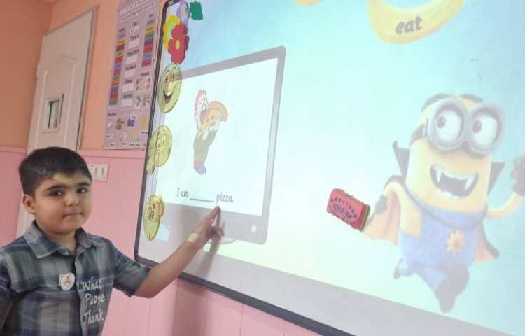 پرسش و پاسخ و تمرین زمان حال استمراری 1