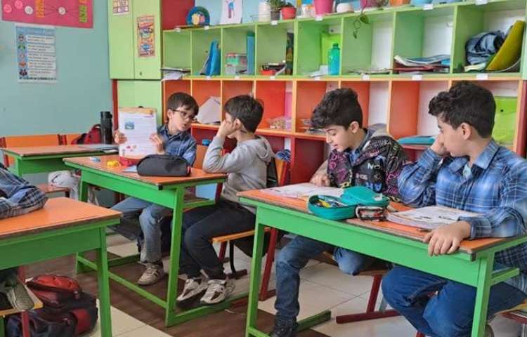 پرسش و پاسخ کلاسی علوم پایه سوم دبستان