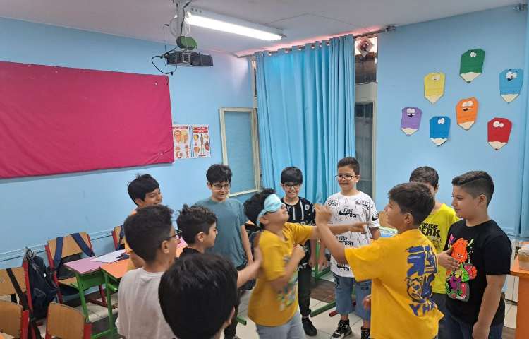 پرسش کلاسی با خلاقیت و بازی 3