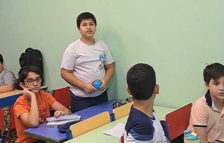 پرسش کلاسی با روش های خلاقانه و جذاب 3