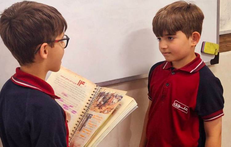 پرسش کلاسی مطالعات اجتماعی به صورت زنجیره ای توسط دانش آموزان 3