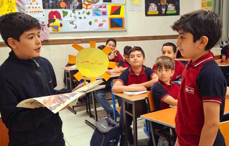 پرسش کلاسی مطالعات اجتماعی به صورت زنجیره ای توسط دانش آموزان