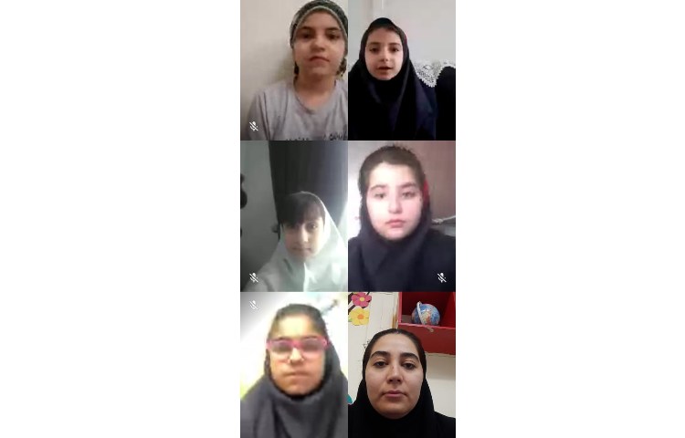 پرسش گروهی از دانش آموزان کلاس مینا 2 1