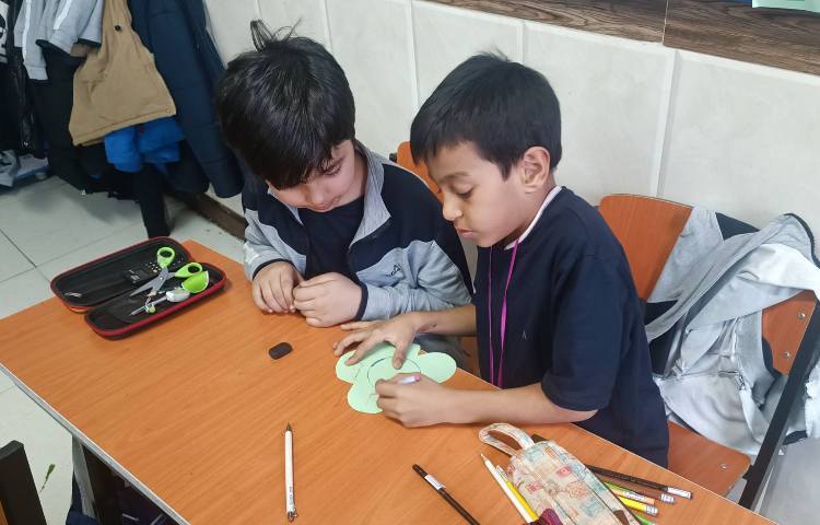 پرسش گروهی هدیه‌ها