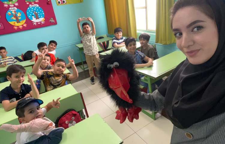 پرلز و درک مطلب و یادآوری قوانین کلاسی با نمایش قارقارک 4