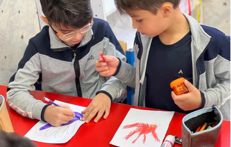 پرنده باانکشتان دست 3