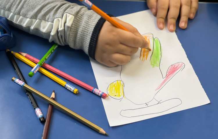 پرنده باانکشتان دست 9