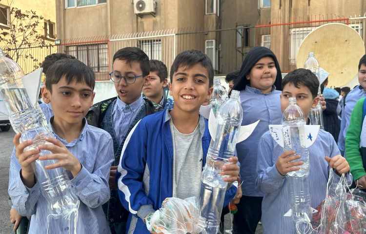 پروژه راکت آبی توسط دانش آموزان علوی در پژوهشسرای جابر 1