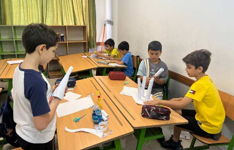 پروژه مهندسی باحال در دبستان علوی نوین 5