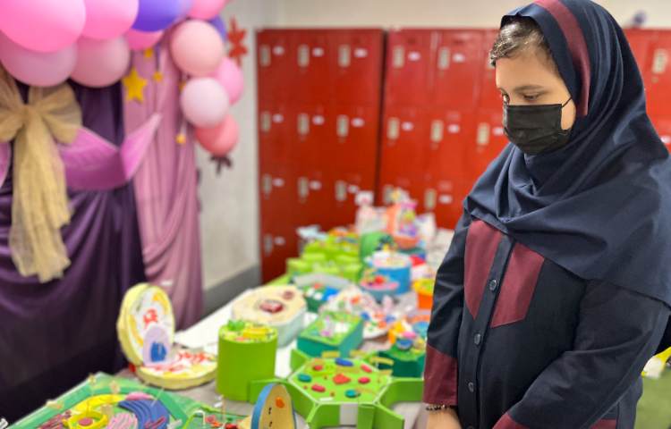 پروژه های علمی و زبانی 3