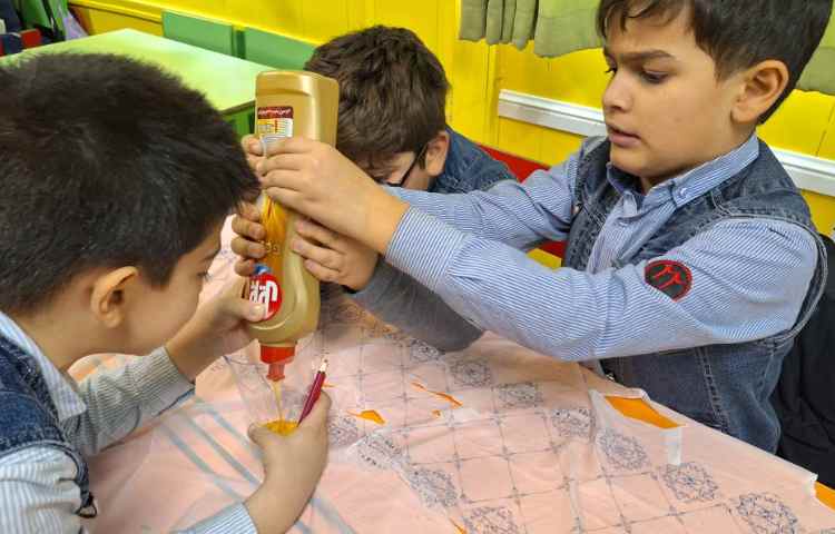 پروژه‌ی طبقات رنگی رنگی