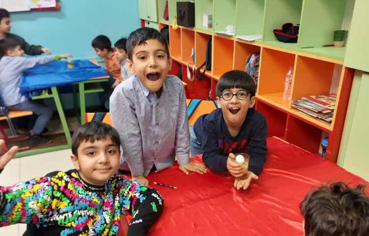 پروژه ی طبقه های رنگی هفته ملی علوم 5