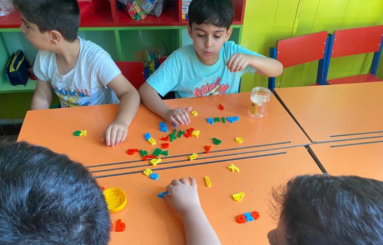 : پیداکردن کلمات مربوط به x,y,ch,sh,th با استفاده از حروف بهم ریخته 4