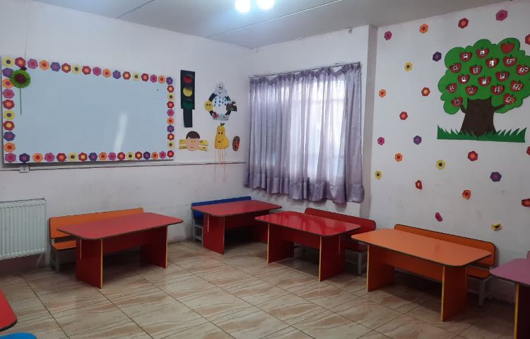 کلاس پیش‌دبستان دیباگران مبارکه