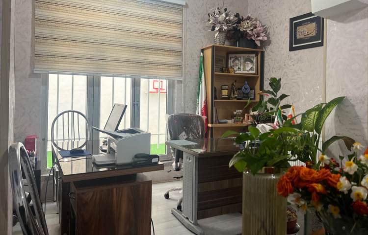 دفتر مدرسان پیش‌دبستان و دبستان دخترانه آفتاب سلماس