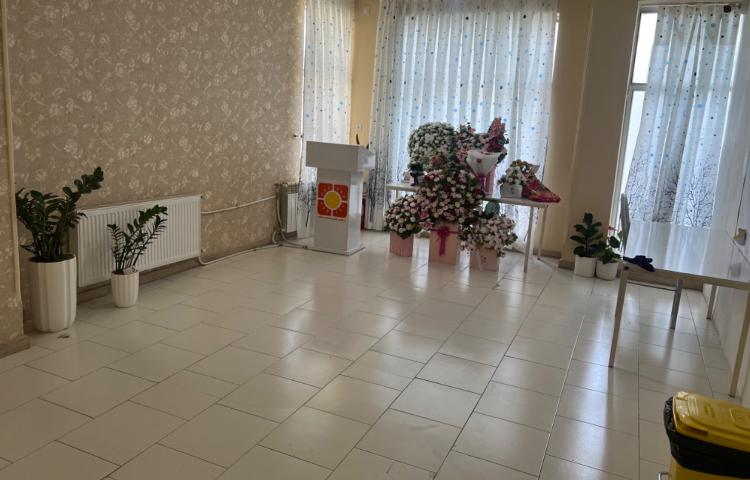 سالن همایش پیش‌دبستان و دبستان دخترانه آفتاب سلماس