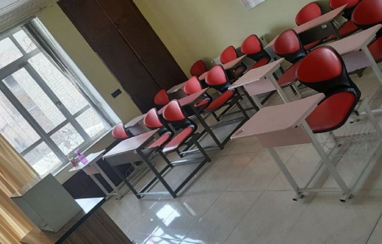 کلاس پیش‌دبستان و دبستان دخترانه آفتاب سلماس