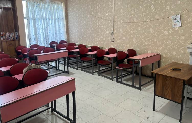 کلاس پیش‌دبستان و دبستان دخترانه آفتاب سلماس