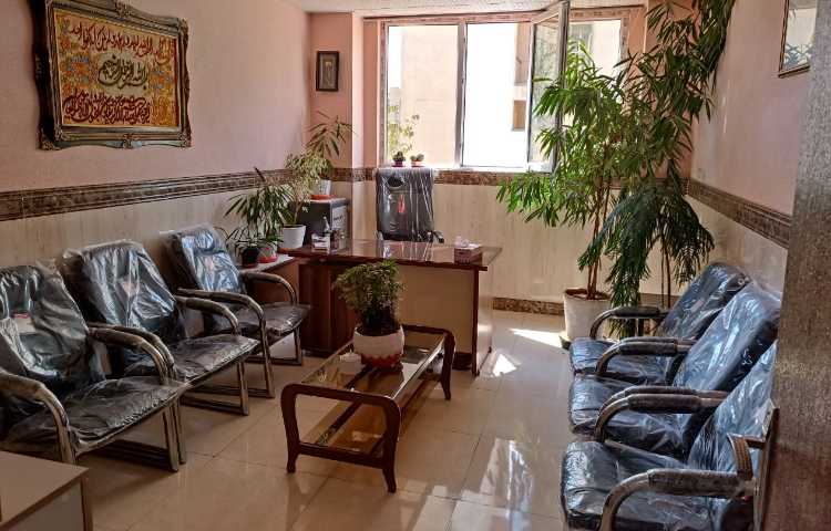 دفتر مدیریت پیش‌دبستان و دبستان دخترانه حکمت فردیس