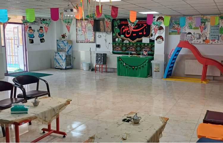 سالن ورودی پیش‌دبستان و دبستان دخترانه ستارگان بهنام اسکو