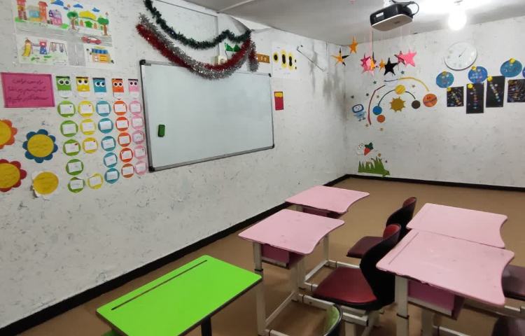 کلاس پیش‌دبستان و دبستان دخترانه فاطیما اندیمشک