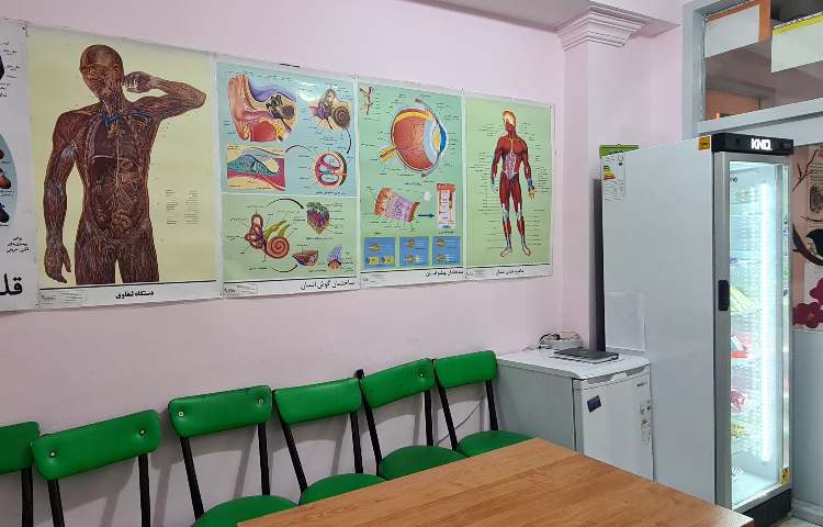 آزمایشگاه پیش‌دبستان و دبستان دخترانه پویش ارومیه