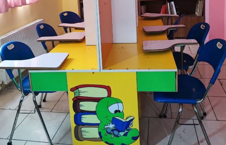 کلاس پیش‌دبستان و دبستان وفاداران علم کرج