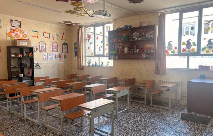 کلاس پیش‌دبستان و دبستان پسرانه تربیت اردبیل