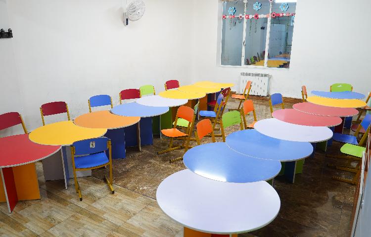 کلاس پیش‌دبستان و دبستان پسرانه پیشگامان یک قائم شهر