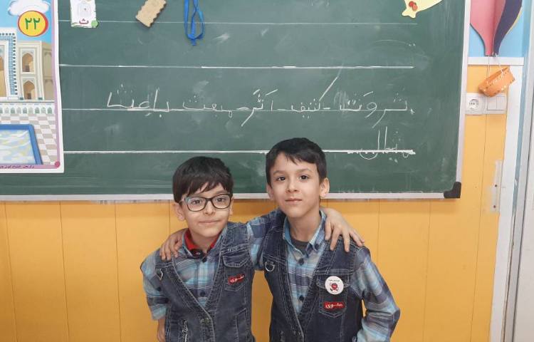 :چالش بغل دستی ها (حل تمرینات کتاب علوی فارسی)