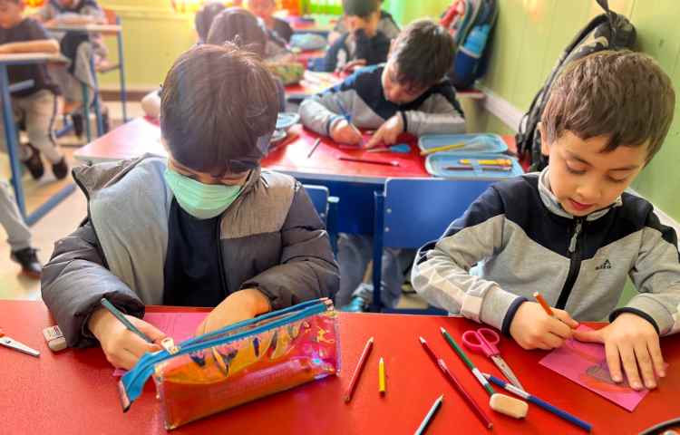 چتر رنگی بابرگ های پاییزی 5