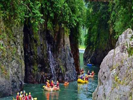 حضور در فعالیت‌های فوق برنامه