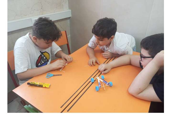 چوب جادویی،ماشین مسابقه کلاس چهرم 1 2