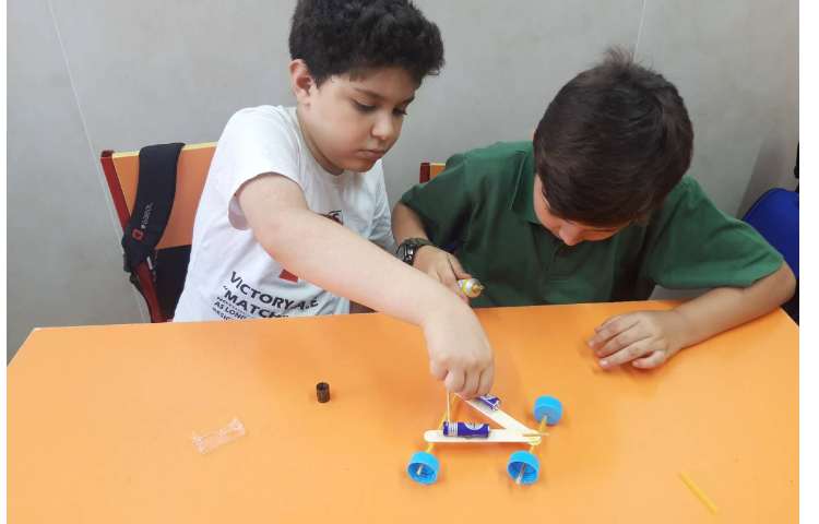 چوب جادویی،ماشین مسابقه کلاس چهرم 1 3