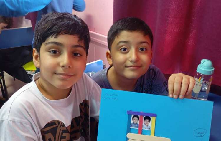 چوب جادویی_ ساخت قاب عکس اتوبوس مدرسه 5