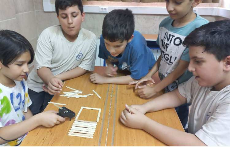 چوب جادویی: کارگاه خلاقیت کلاس چهارم 2 1