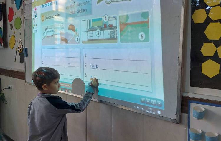 چک کردن تمرین های کتاب 3