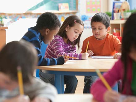 چرا برخی بچه‌ها به کار گروهی علاقه ندارند؟