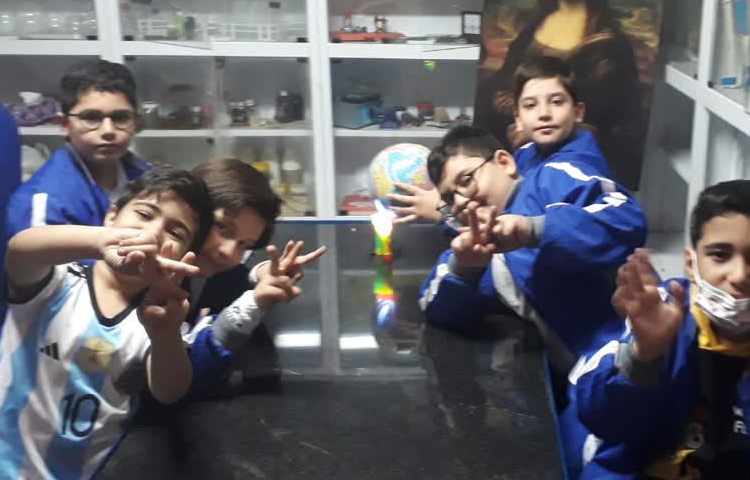 چگونگی به وجود آمدن شب و روز و فصل ها