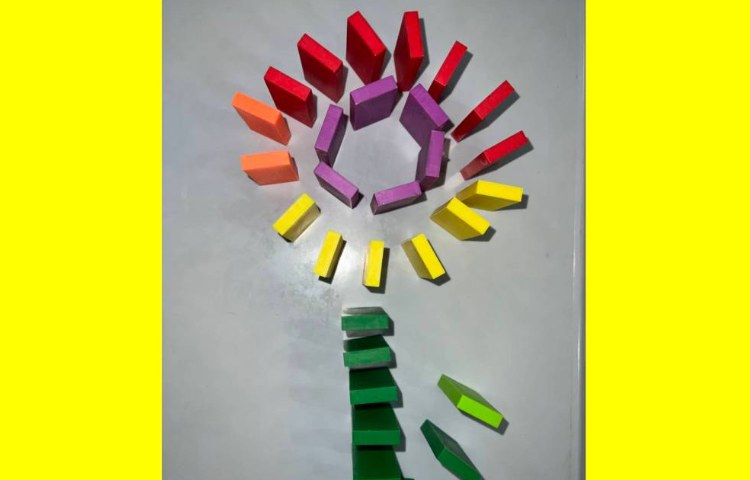 :چیدن دومینوها به شکل گردی، کلاس بادبادک 6