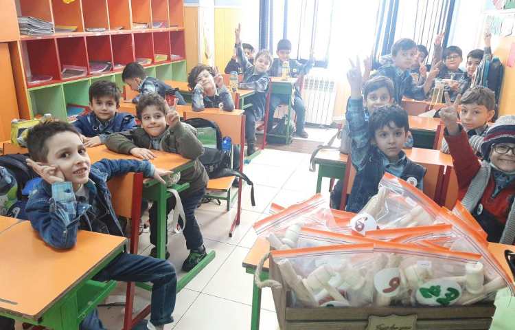 :(چ) مثل چکش، کلاس توت فرنگی 1