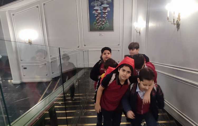 کاخ نیاوران 21