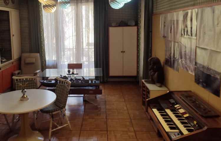 کاخ نیاوران 25