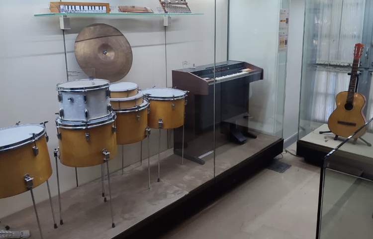 کاخ نیاوران 29