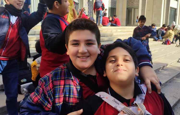 کاخ نیاوران 47