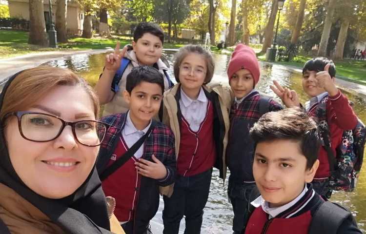 کاخ نیاوران 5